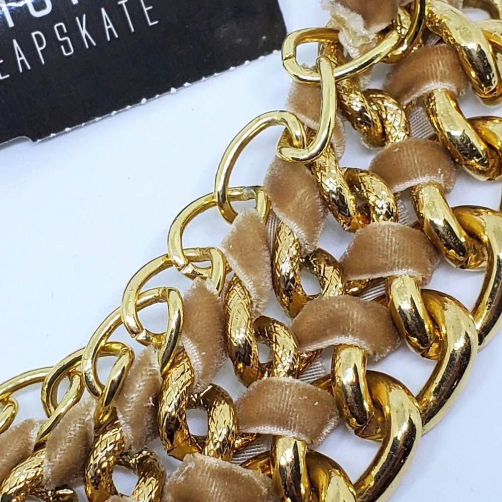 NWT Wide Gold Chain Choker Statement Collar Necklace with Velvet Ribbon Wrap